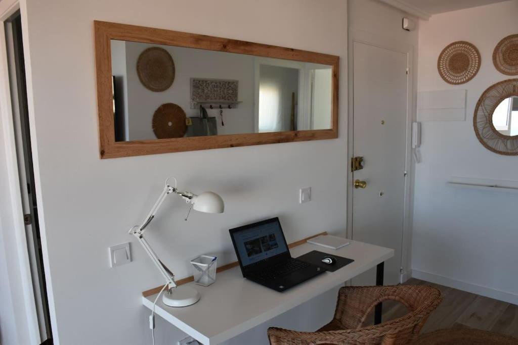 Precioso Apto Miami Primera Linia Playa Cala De Las Sirenas, Con Wifi Y Netflix, Adecuado Para Teletrabajar Miami Playa Esterno foto