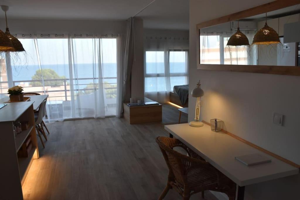 Precioso Apto Miami Primera Linia Playa Cala De Las Sirenas, Con Wifi Y Netflix, Adecuado Para Teletrabajar Miami Playa Esterno foto